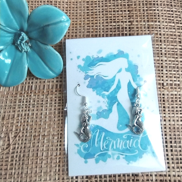 New Mermaid Earrings - Picture 4 of 7